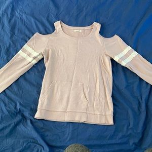 Peep shoulder long sleeve